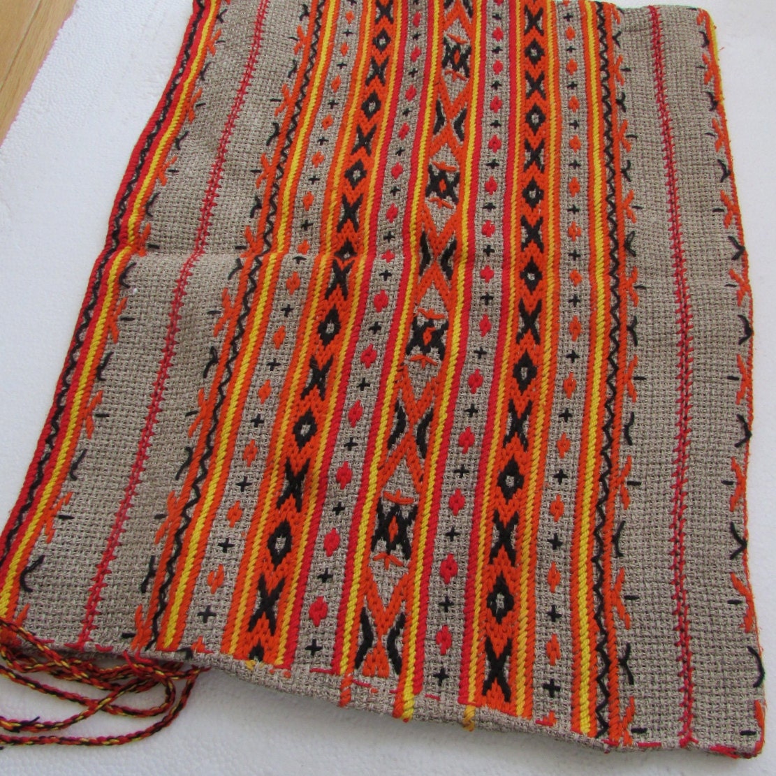 Vintage Embroidered Bag - Burnt Orange Burlap Drawstring Pouch with Tassel Detail