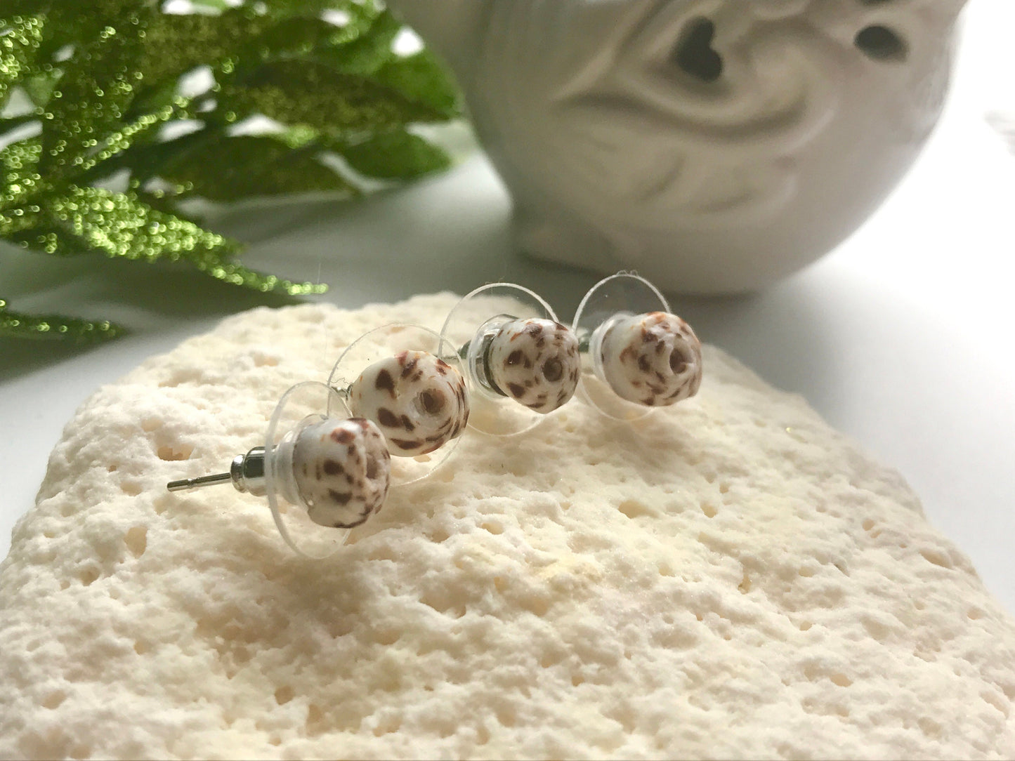 Tiny round shell stud earrings