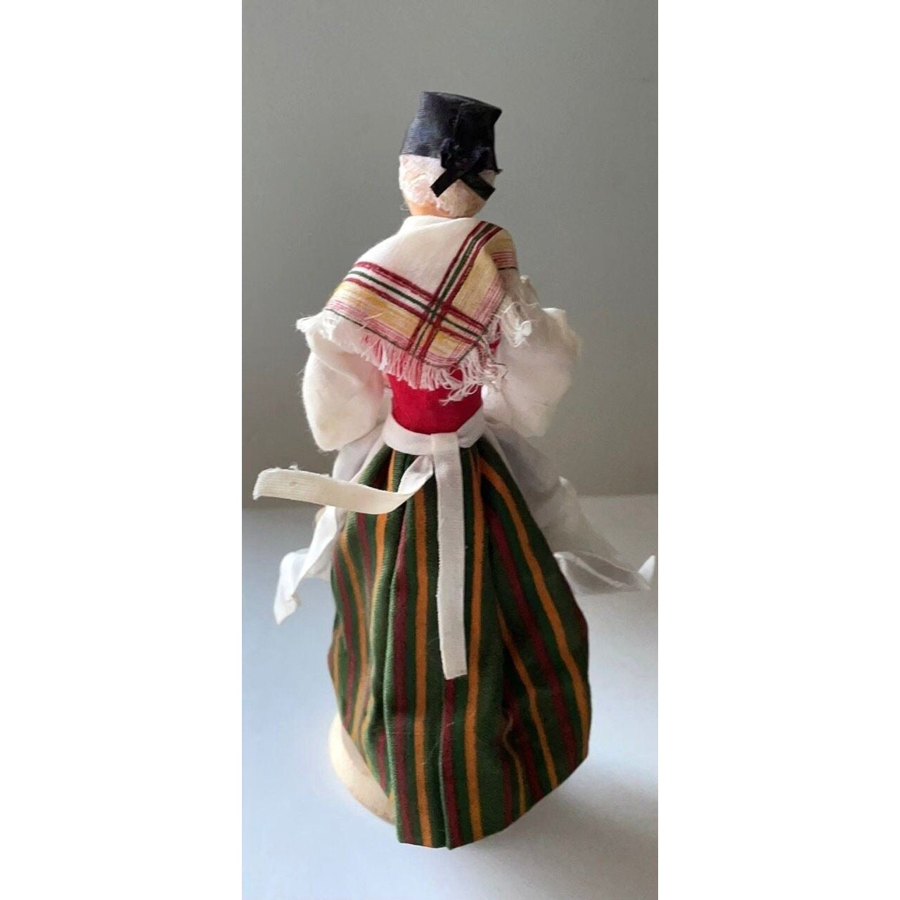 Rare vintage Suomalainen Kansallispuku doll figurine Handmade in Finland