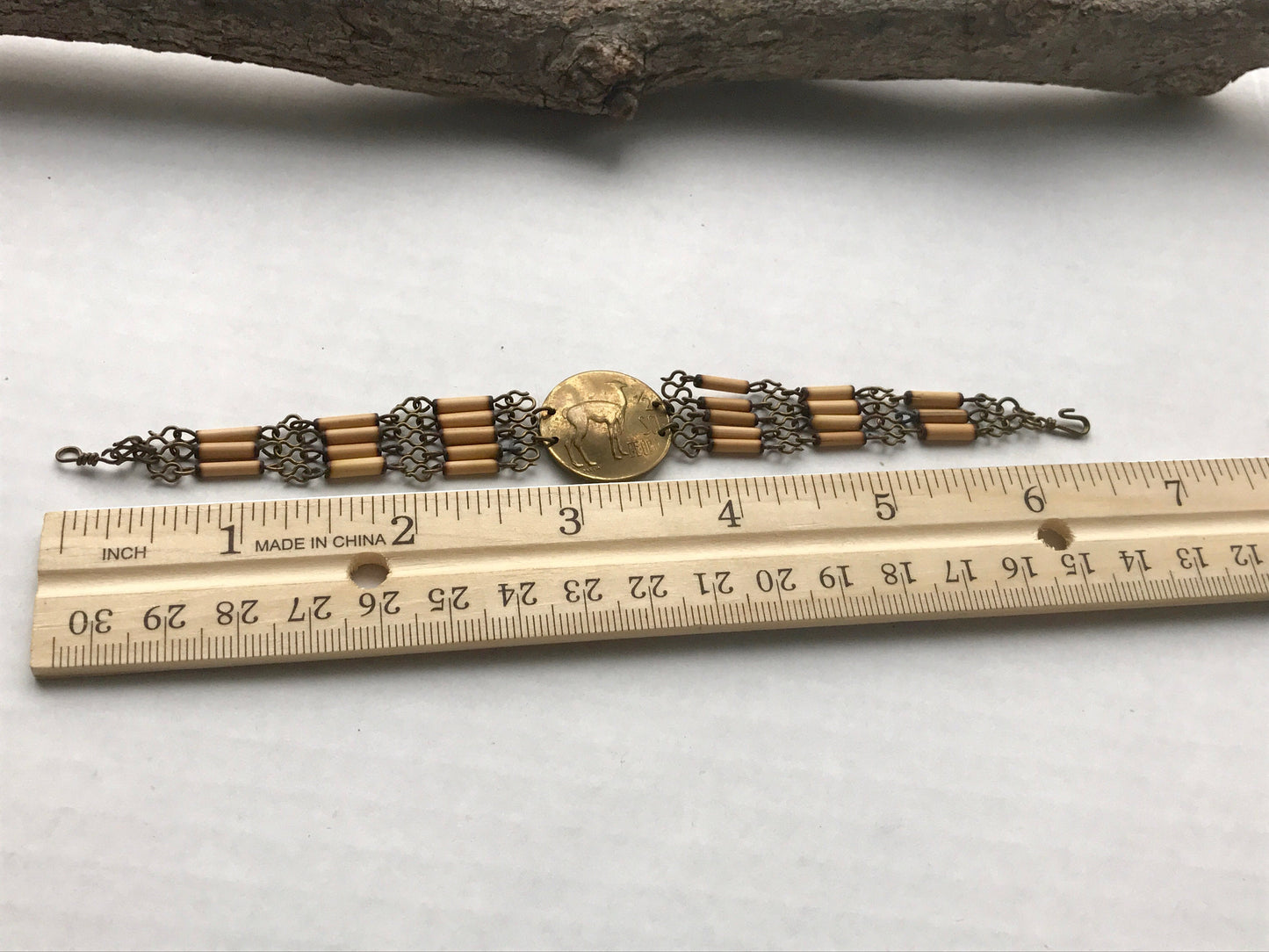 Very unique vintage genuine deoro pareia coin & wood bracelet - Peru