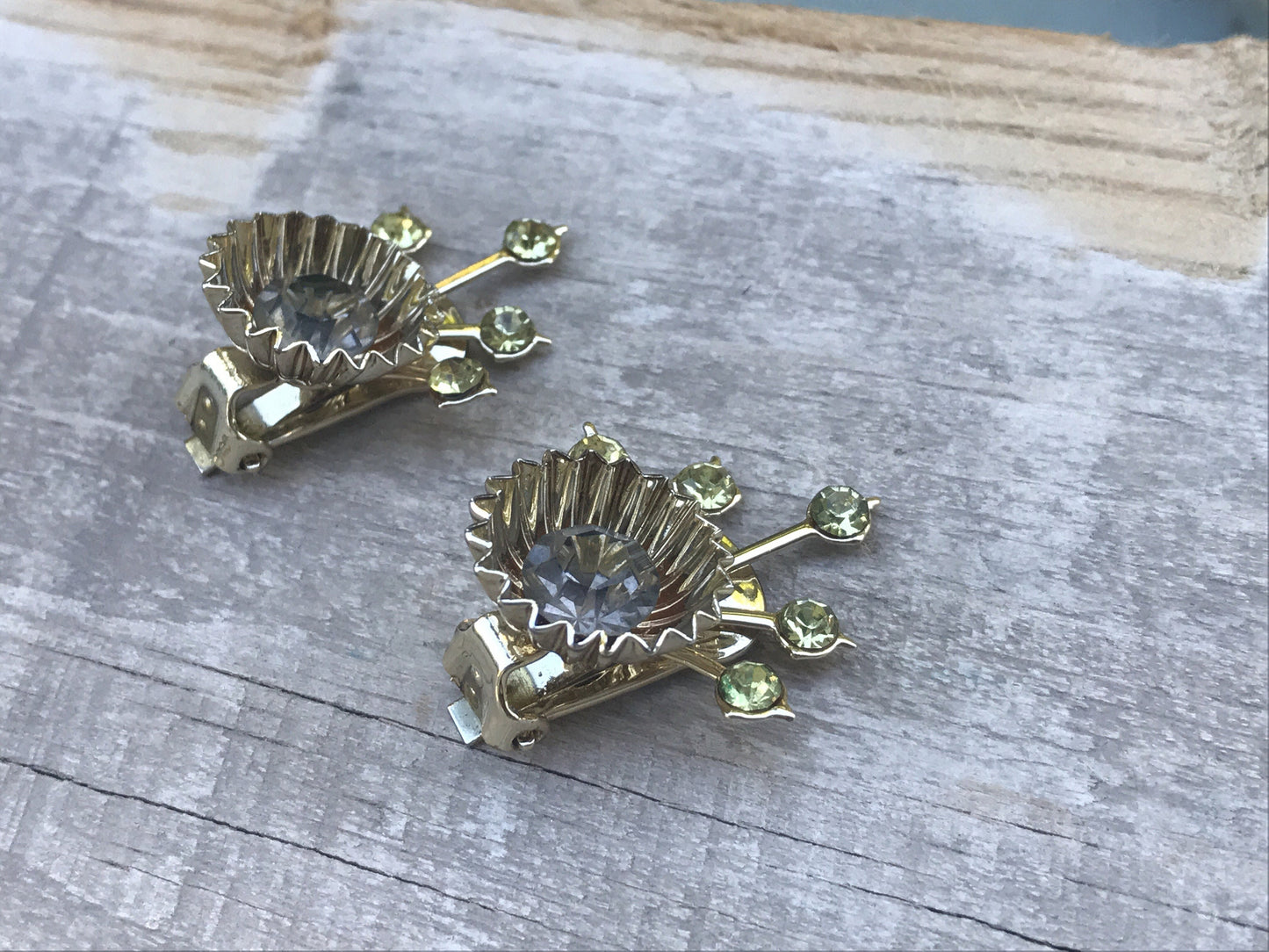 Unique and fun vintage floral rhinestone clip earrings