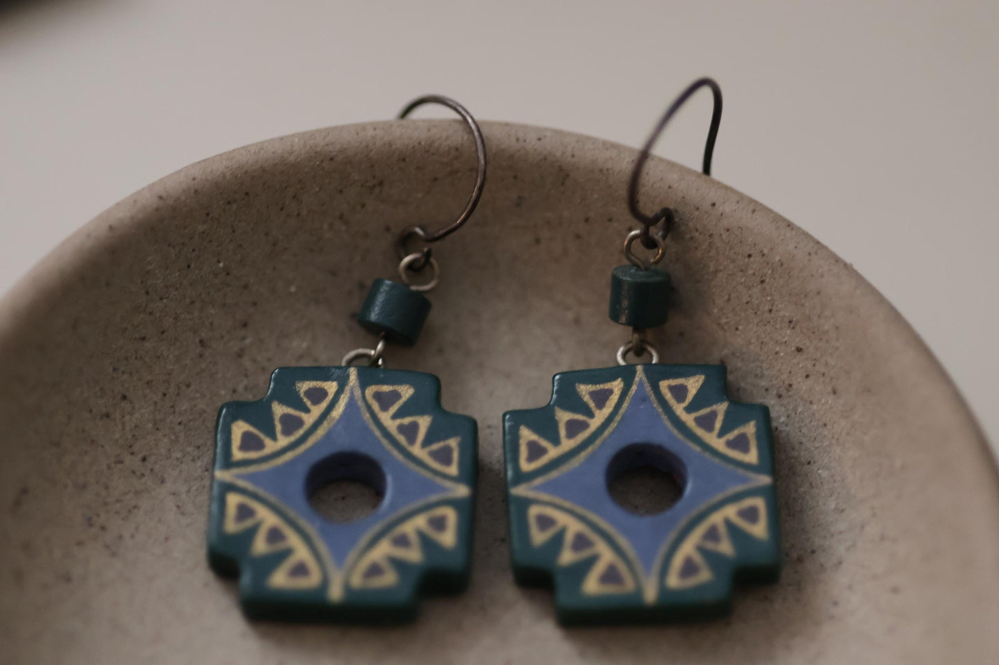Stunning vintage painted earrings - deep kelly green with shades of blue, gold and dark maroon