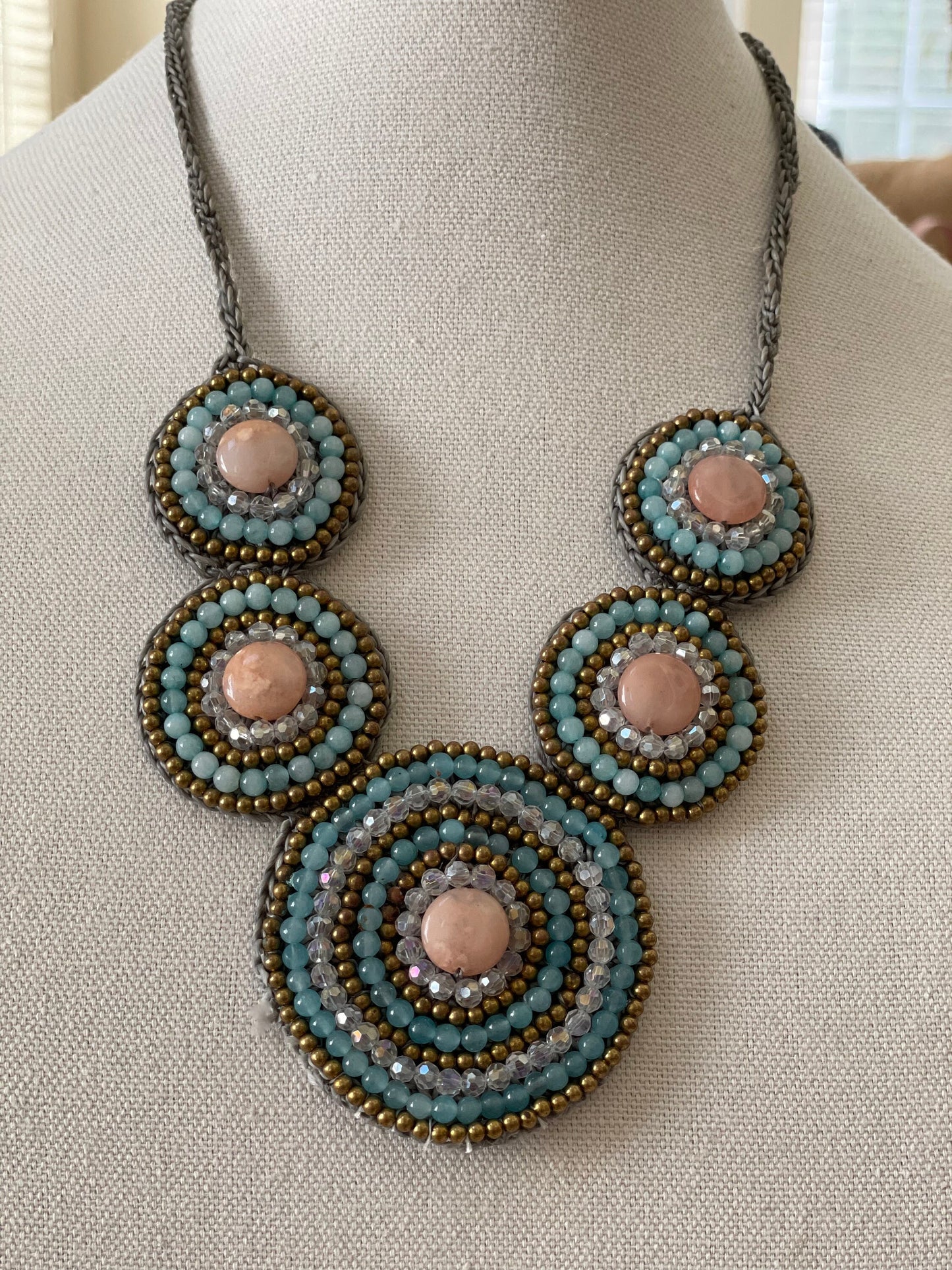 Stunning vintage handmade beadwork necklace with unique crocheted base - Please read description