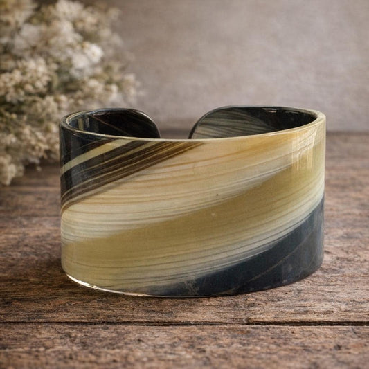 Vintage Escada Faux Horn Cuff Bracelet – Designer Statement Bangle, 1980s–1990s Fashion Jewelry, Runway Style