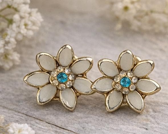 Vintage 1950s Flower Earrings – Cream Enamel & Aqua Rhinestone – Gold Tone Screw Back – Retro Spring Floral Jewelry