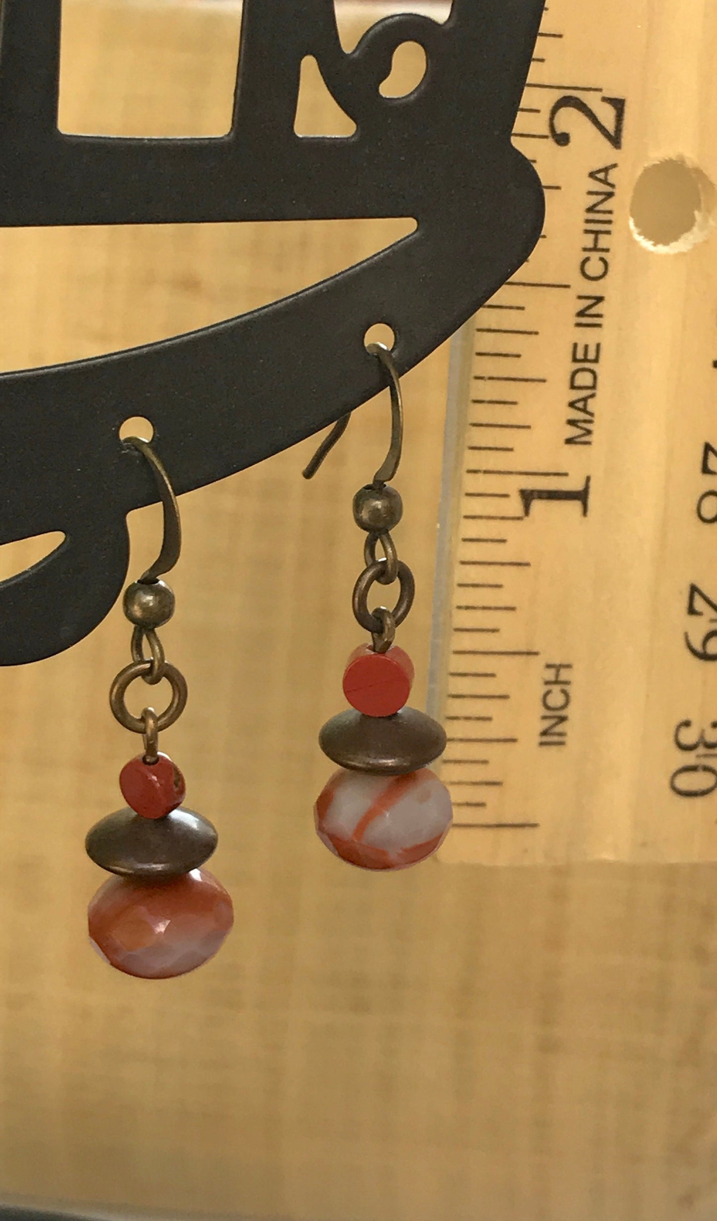 Stunning vintage orange faceted semi-precious stone and metal dangle earrings