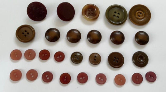 Lot of vintage buttons - shades of brown
