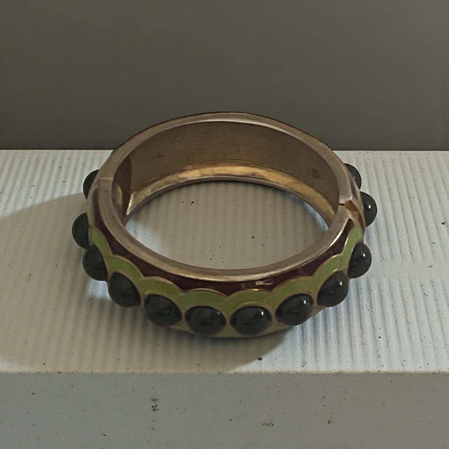 Vintage Green Enamel Clamper Bracelet with Black Cabochon Stones | Gold Tone Hinged Bangle | Retro Statement Jewelry