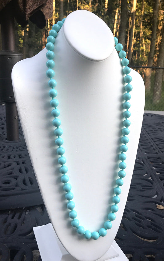 Long vintage stunning blue necklace