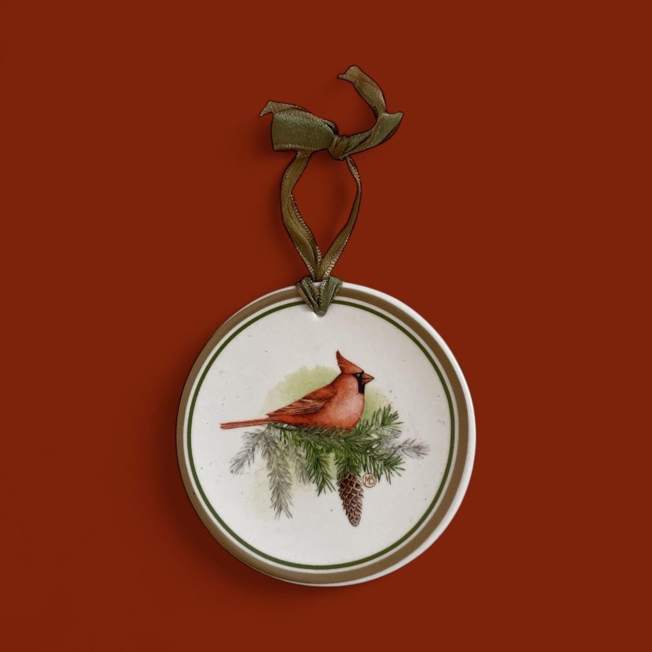 2010 Marjolein Bastin for Demdaco Cardinal Dish Ornament – Nature Inspired Christmas Decor