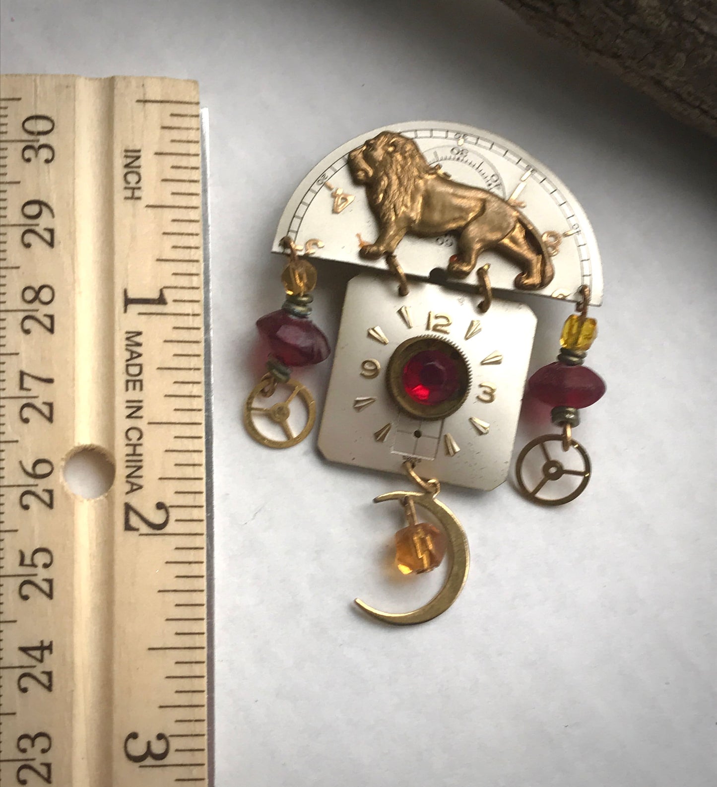 Unique mixed materials vintage pin - made out of watch parts  - with lion and beads