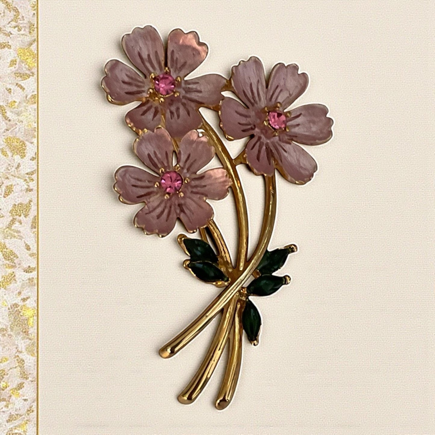 Vintage Pink Enamel Flower Pin – Pink Rhinestone Brooch, Retro Floral Jewelry, Collectible Costume Pin