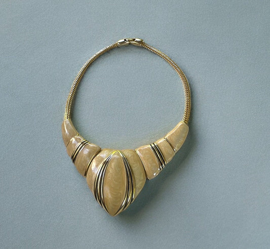 Stunning cream and gold enamel vintage necklace
