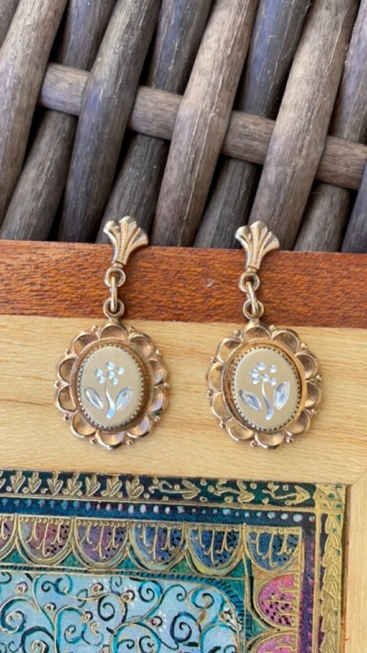Damascene style etched metal floral small vintage dangle earrings