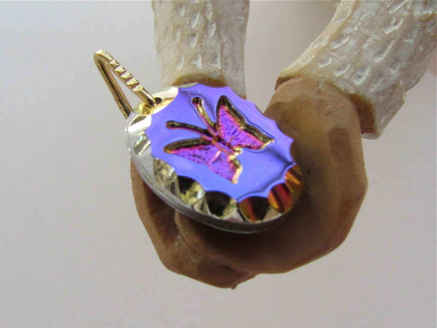 Tiny etched glass butterfly vintage cameo-style necklace pendant/charm