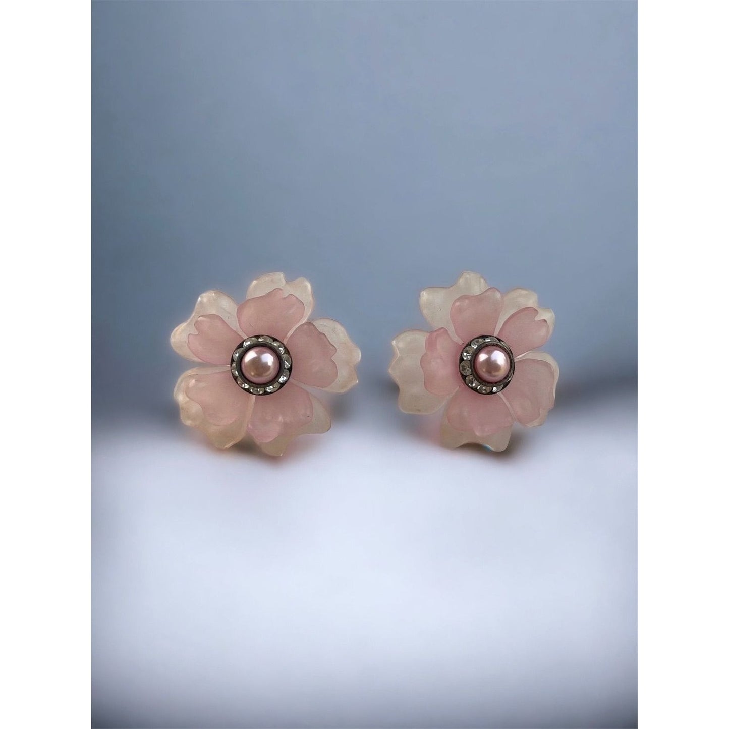 Stunning pink lucite flower pierced earrings with rhinestone centers