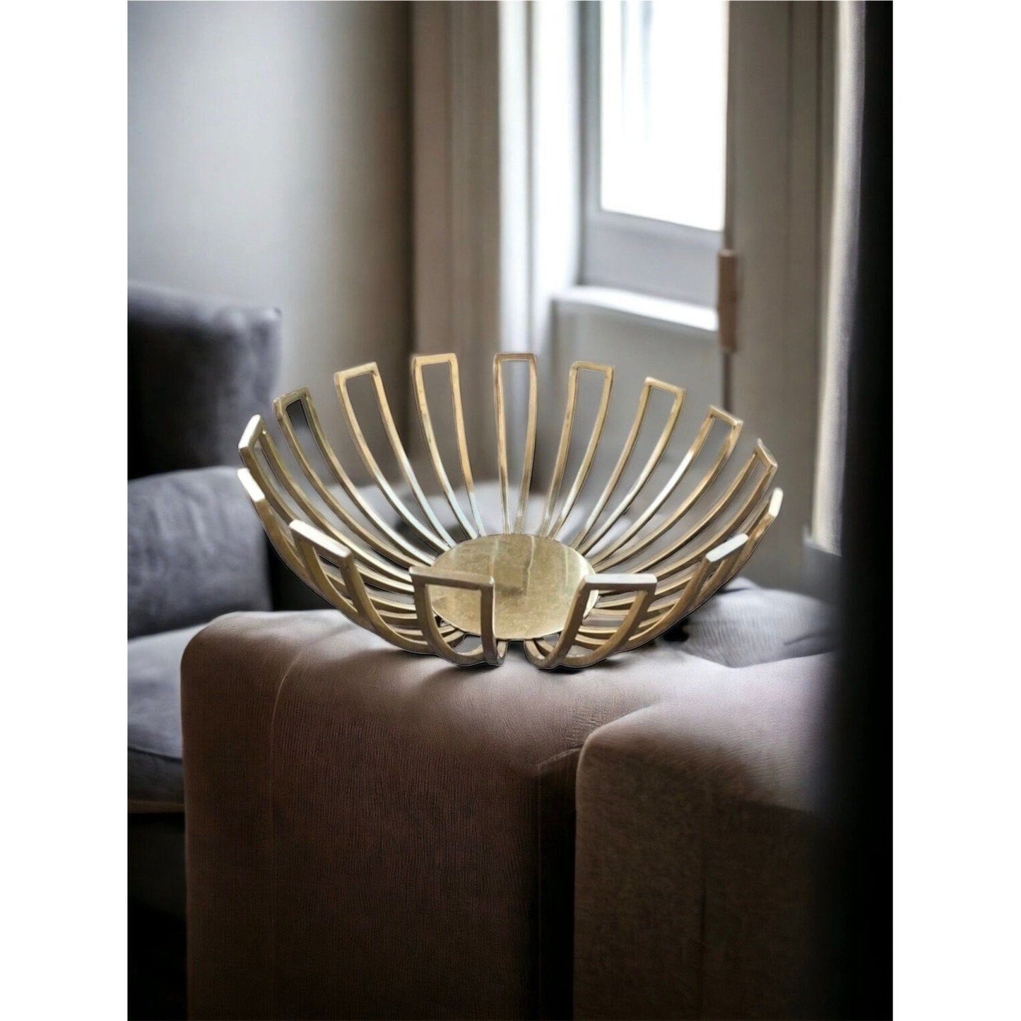 Stunning mid century modern style bowl - goldtone - starburst design - For decoration only (NOT for food use)