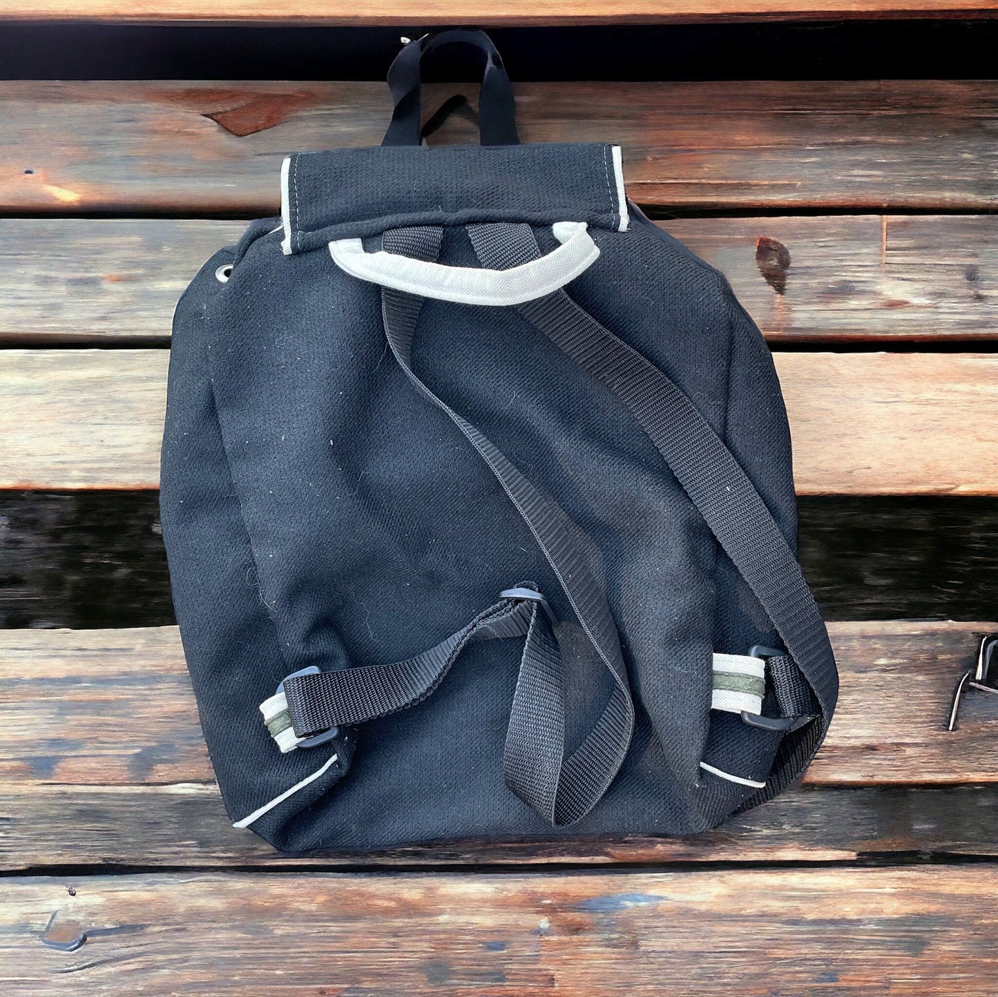 Vintage Embroidered Backpack – Durable Canvas Fabric Boho Style Bag