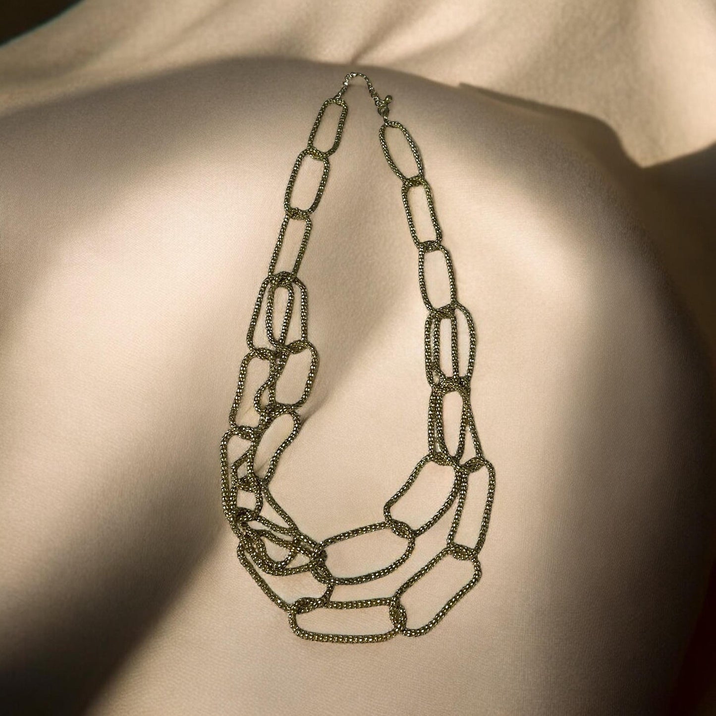 Unique gold beaded "chain" link vintage necklace