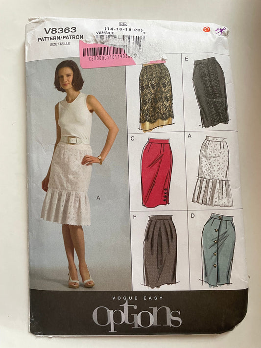 UNCUT Sewing Pattern - Vogue V8363 Skirt, Size EE (14-16-18-20), Plus Size