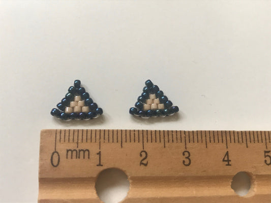 Tiny hand beaded stud earrings - beadwork earrings