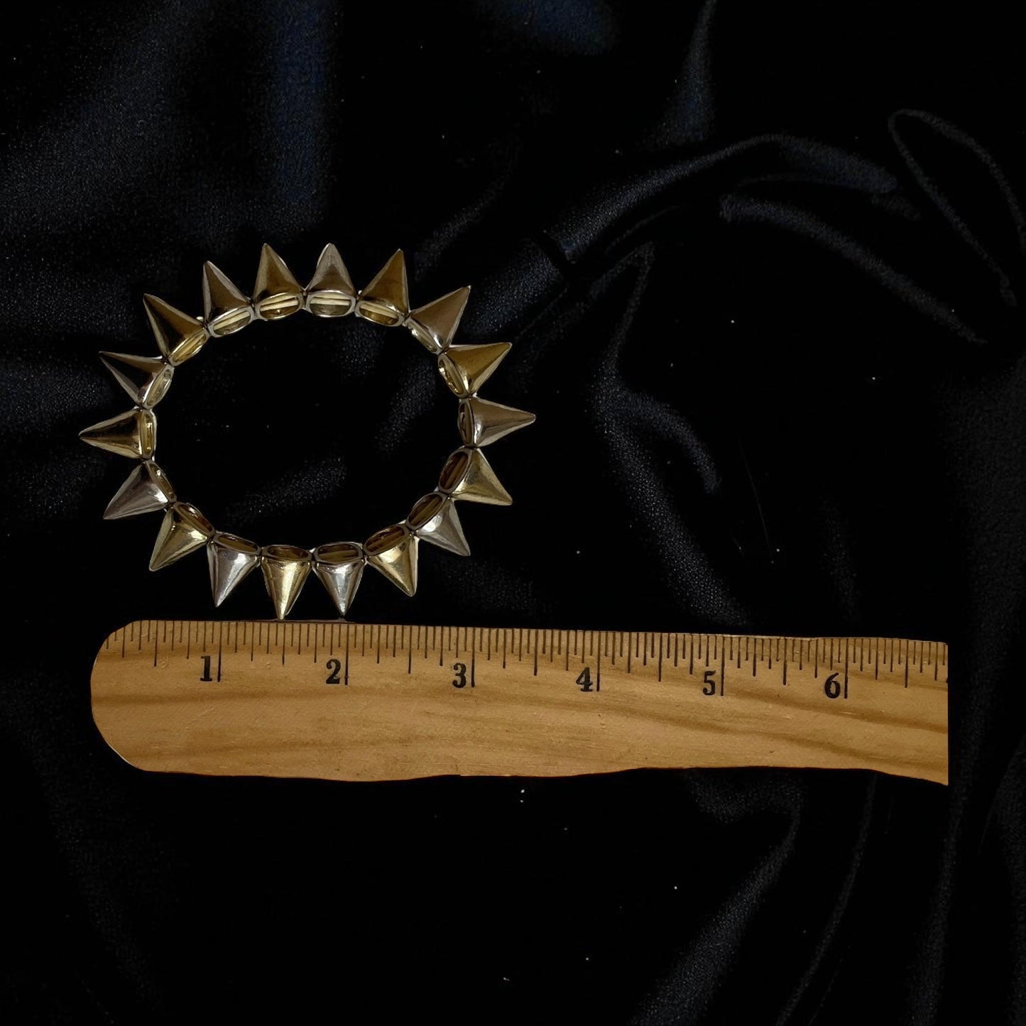 Goldtone and Silvertone Spike Stretch Bracelet – Vintage Mixed Metal Statement Jewelry, Retro Punk Style
