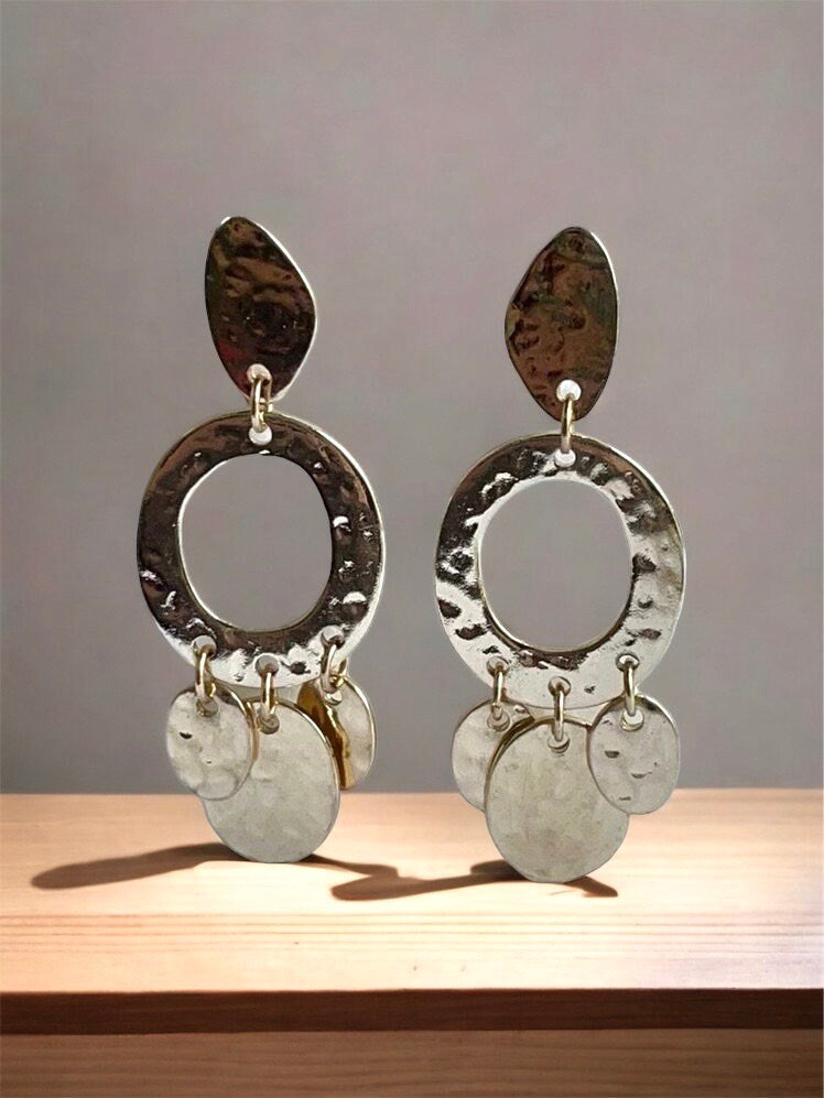 Stunning vintage hammered goldtone metal vintage hoop and dangle geometrical earrings