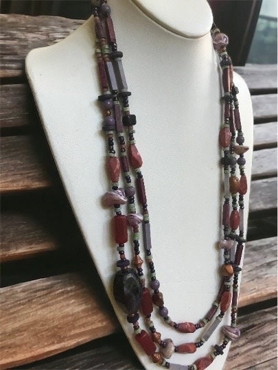 Stunning & unique vintage mixed material, multi-strand vintage necklace