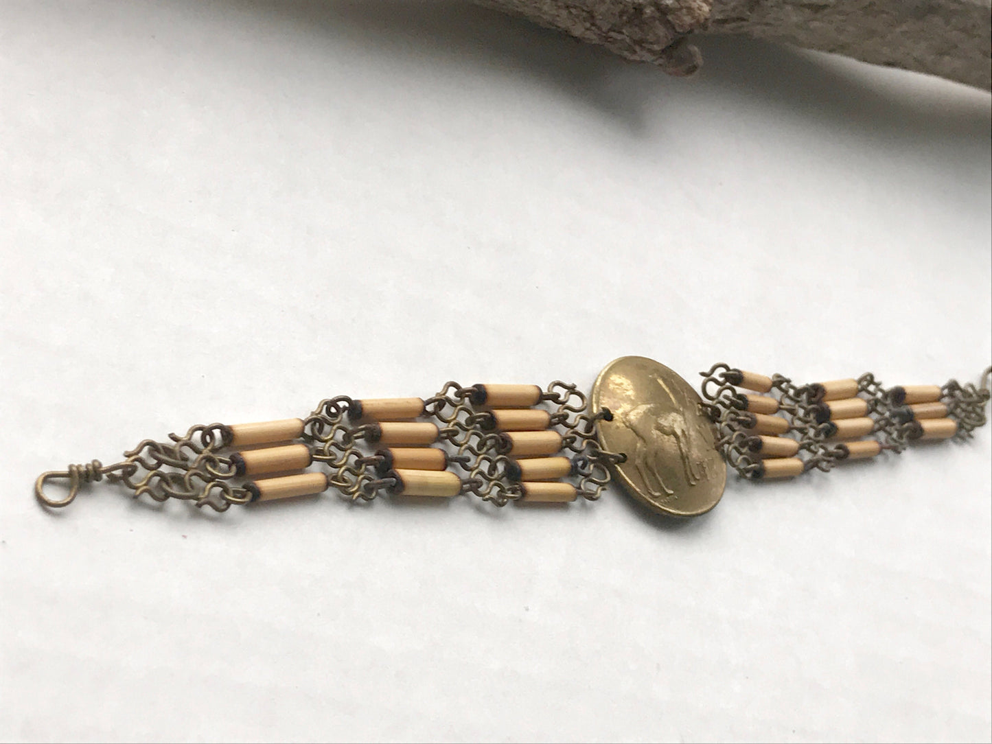 Very unique vintage genuine deoro pareia coin & wood bracelet - Peru