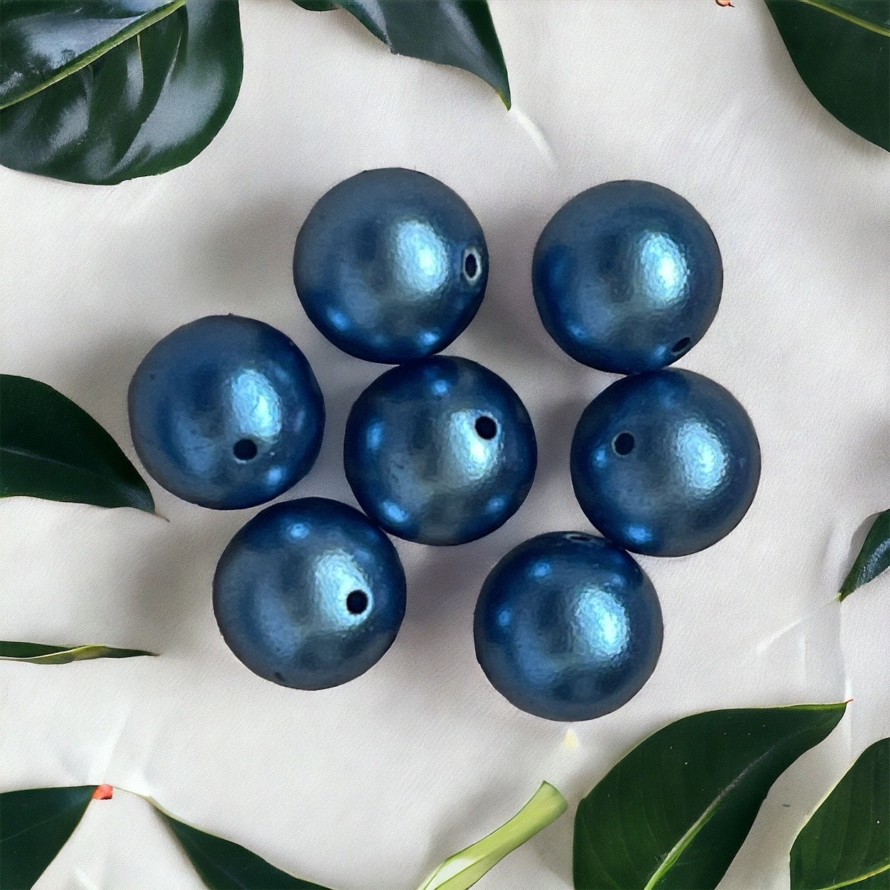 Blue vintage faux pearl beads - 10 mm each