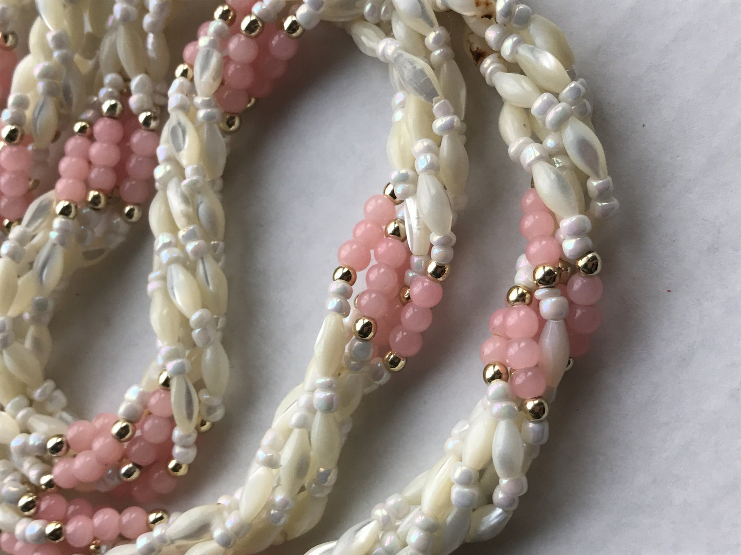 Stunning rose quartz and pearl long vintage necklace