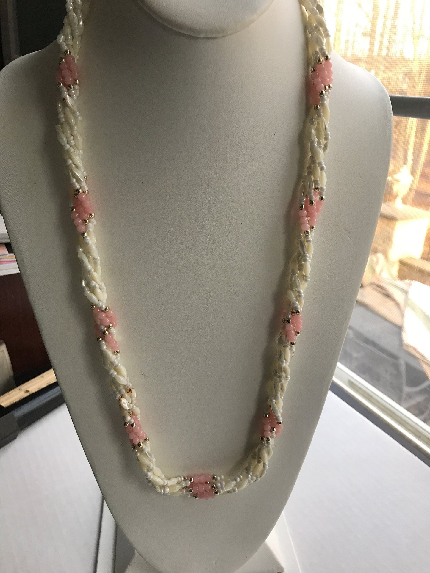 Stunning rose quartz and pearl long vintage necklace