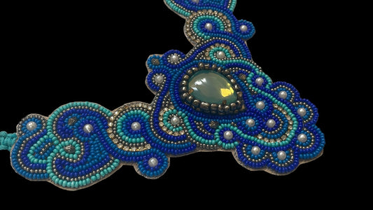 Stunning beadwork necklace with velvet felt backing