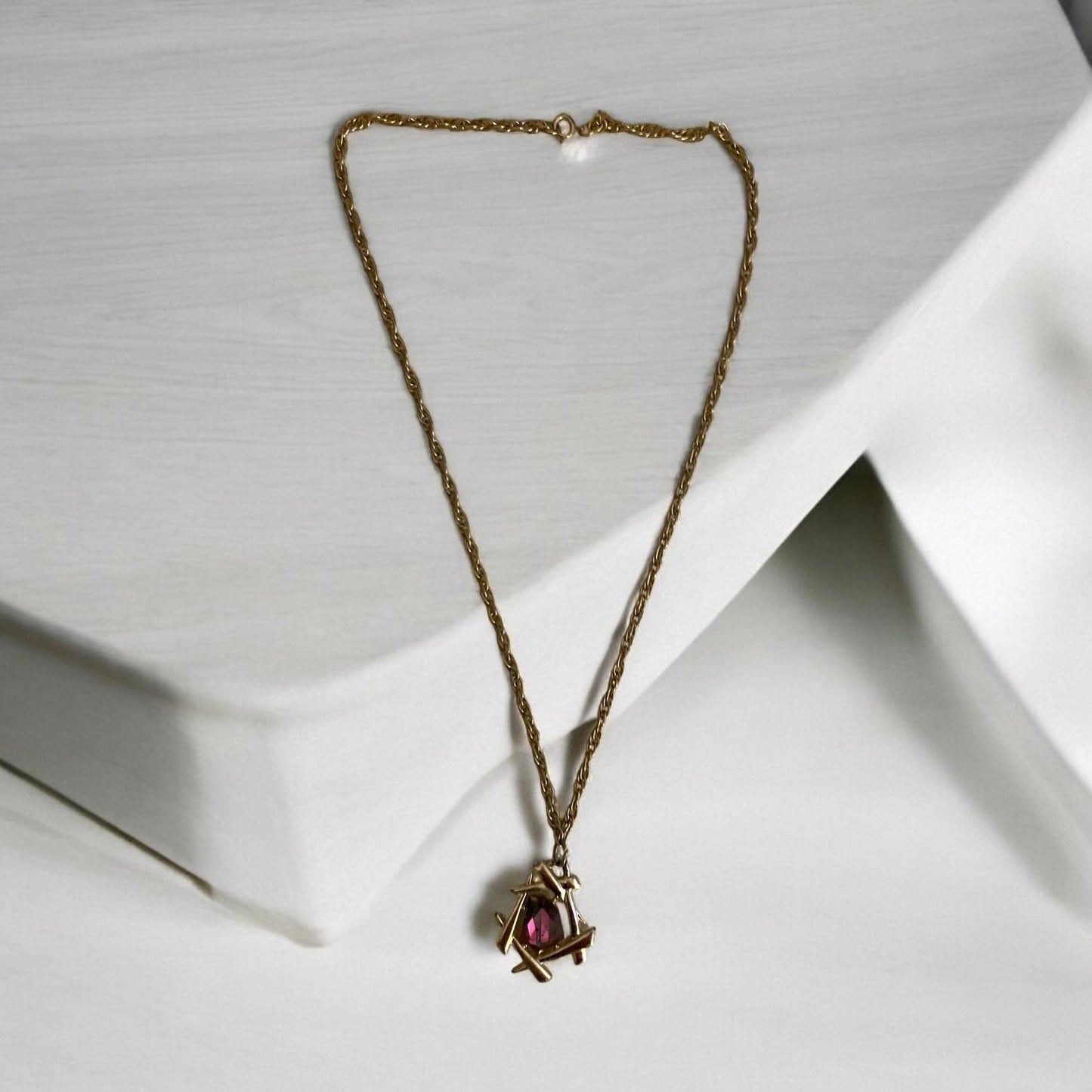 Stunning vintage signed Sarah Coventry faceted cut necklace