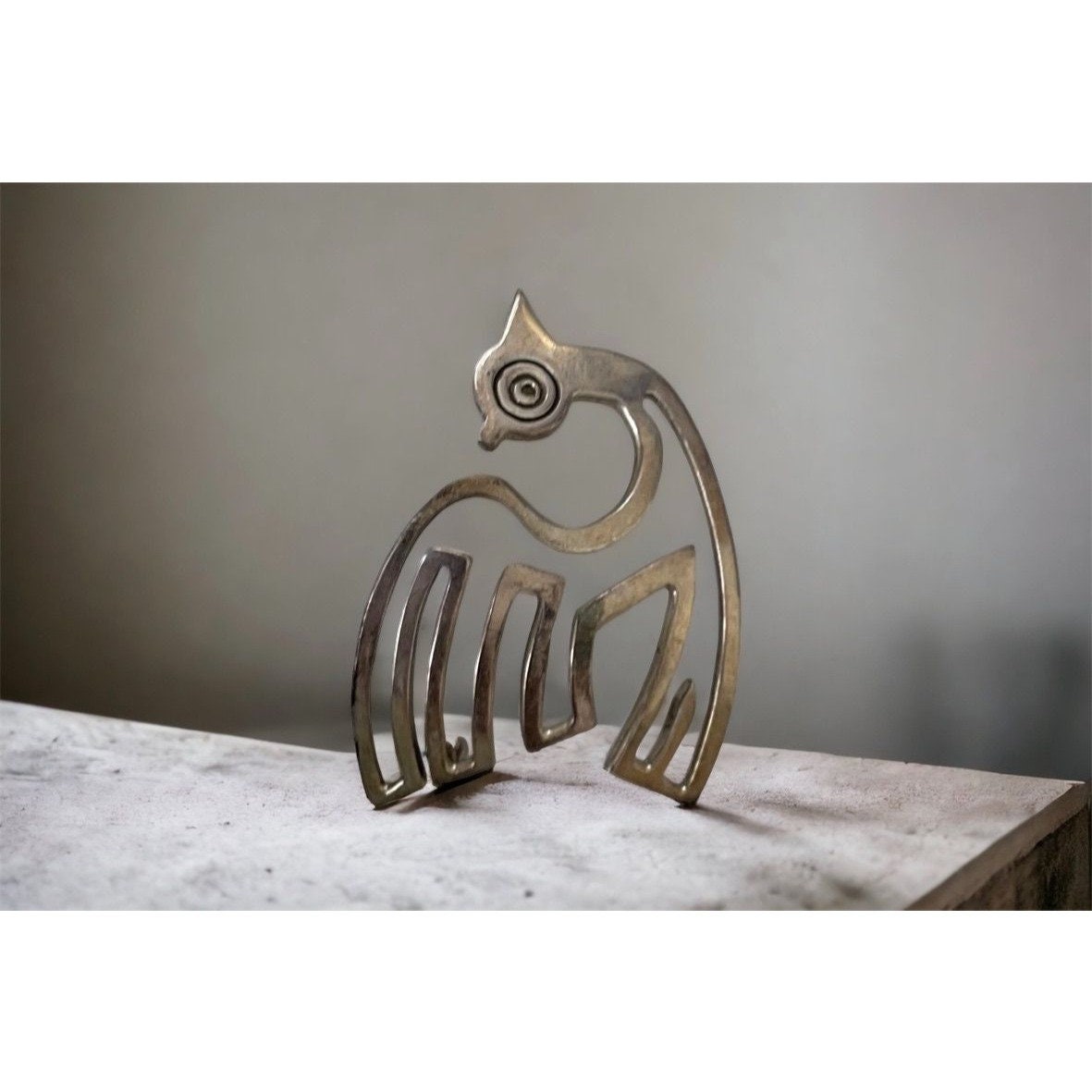 Stunning vintage sterling silver pin