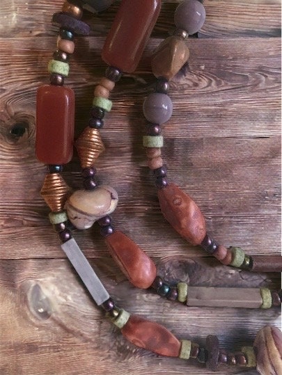 Stunning & unique vintage mixed material, multi-strand vintage necklace