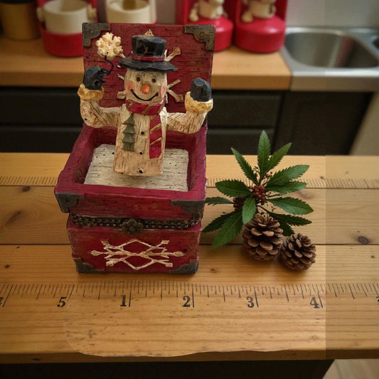 Hand-Painted Rustic Snowman in Red Treasure Chest – Vintage-Style Christmas Figurine Holiday Decor