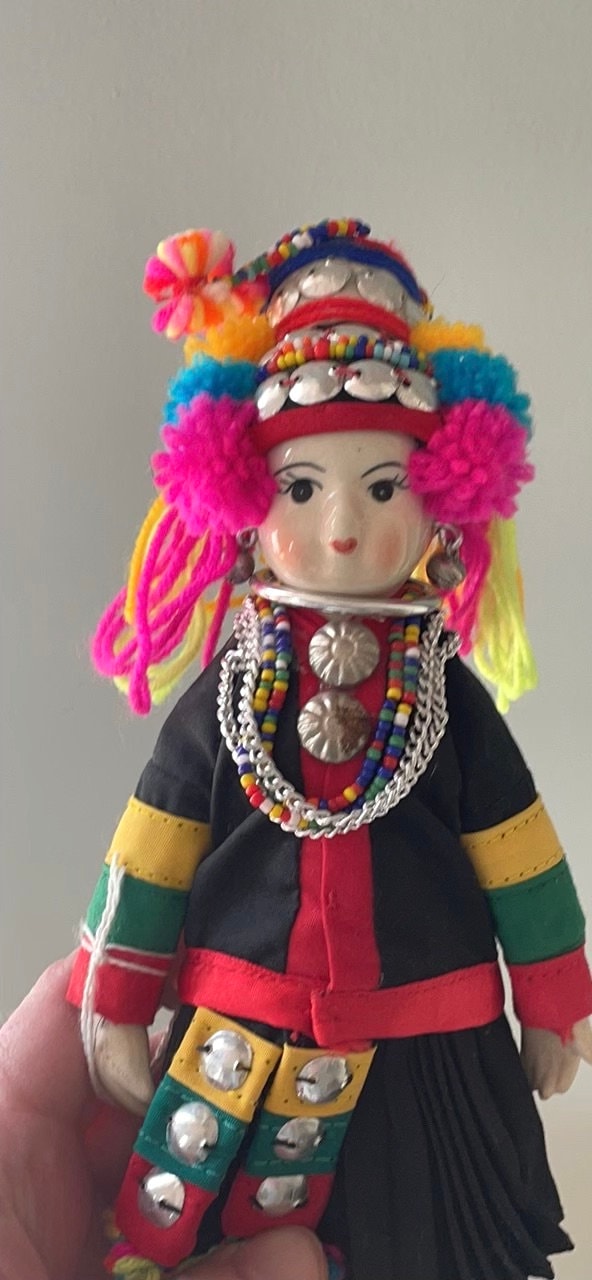 Stunning vintage Thai Hmong porcelain doll in traditional clothing - collectible doll figurine - made in Thailand