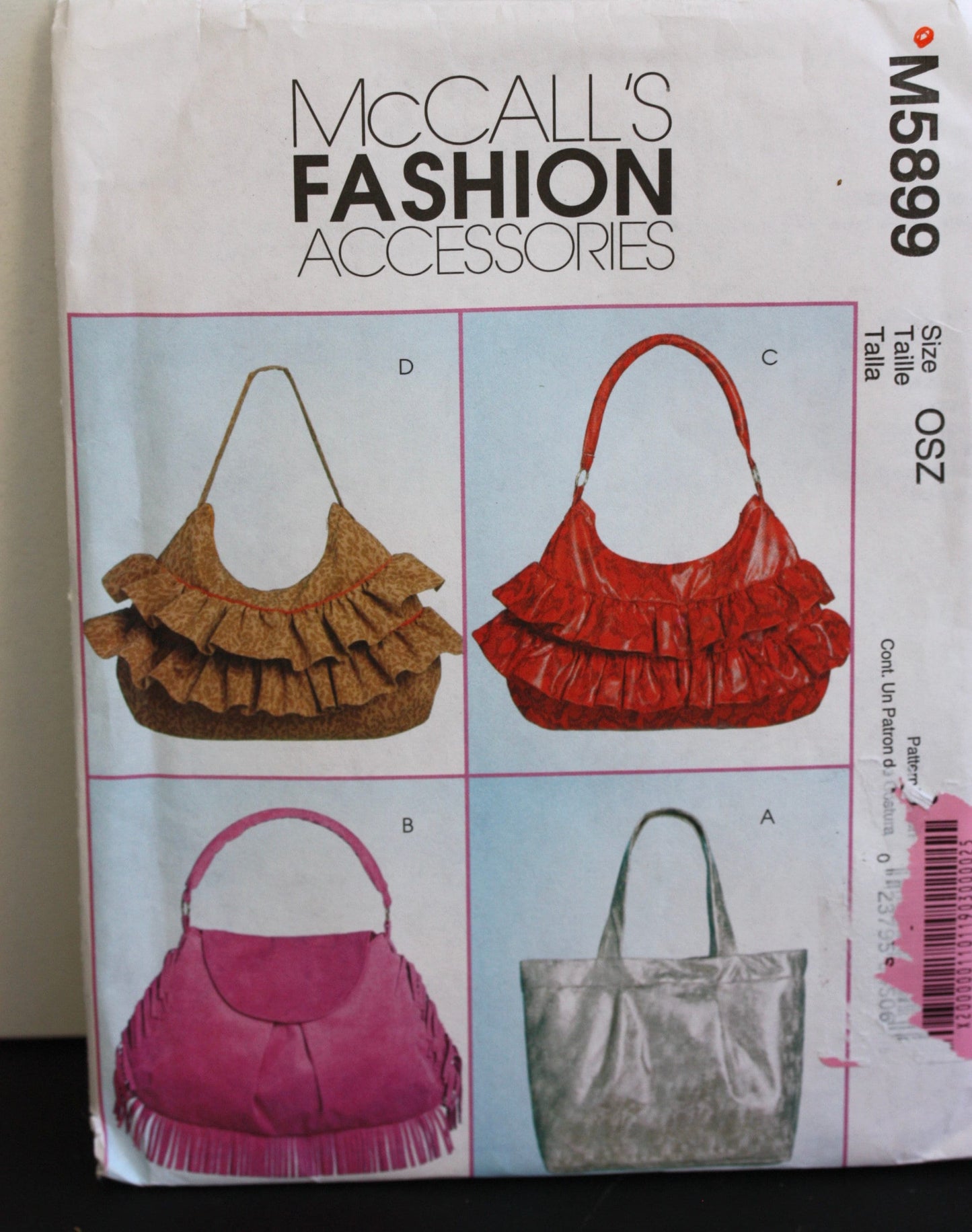 UNCUT Vintage Sewing Pattern -  McCalls Fashion Accessories Pattern M5899 for Hobo Bags