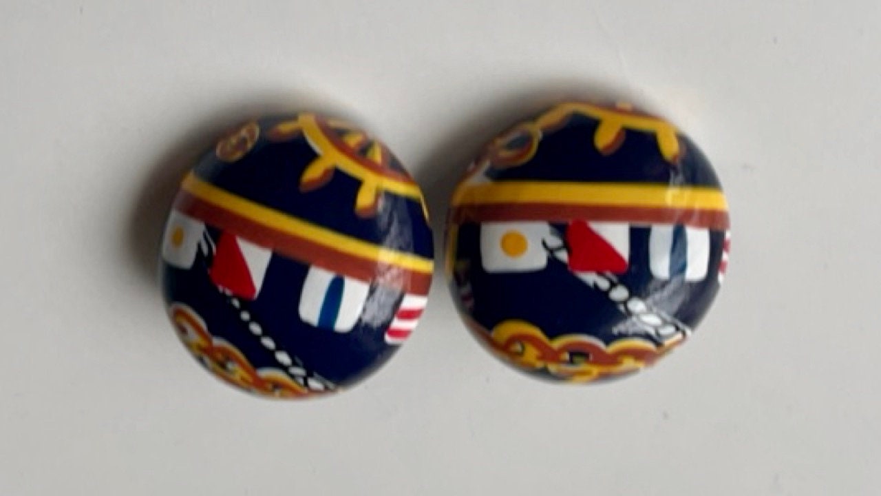 Vintage painted ship boating yacht sailing earrings - round painted wood - for pierced ears