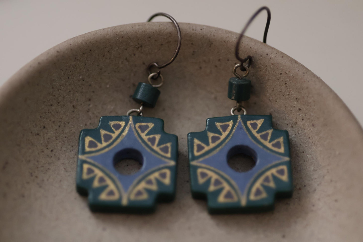 Stunning vintage painted earrings - deep kelly green with shades of blue, gold and dark maroon