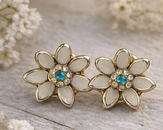 Vintage 1950s Flower Earrings – Cream Enamel & Aqua Rhinestone – Gold Tone Screw Back – Retro Spring Floral Jewelry