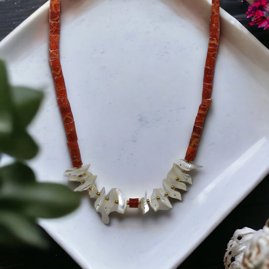 Stunning Vintage Zuni Coral & Mother Of Pearl Bird Fetish Necklace