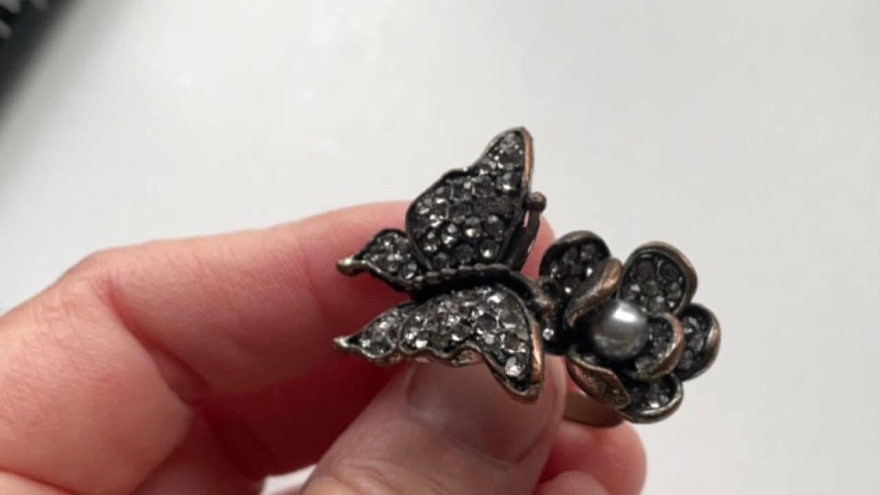 Stunning butterfly on flower vintage ring - loaded with rhinestones