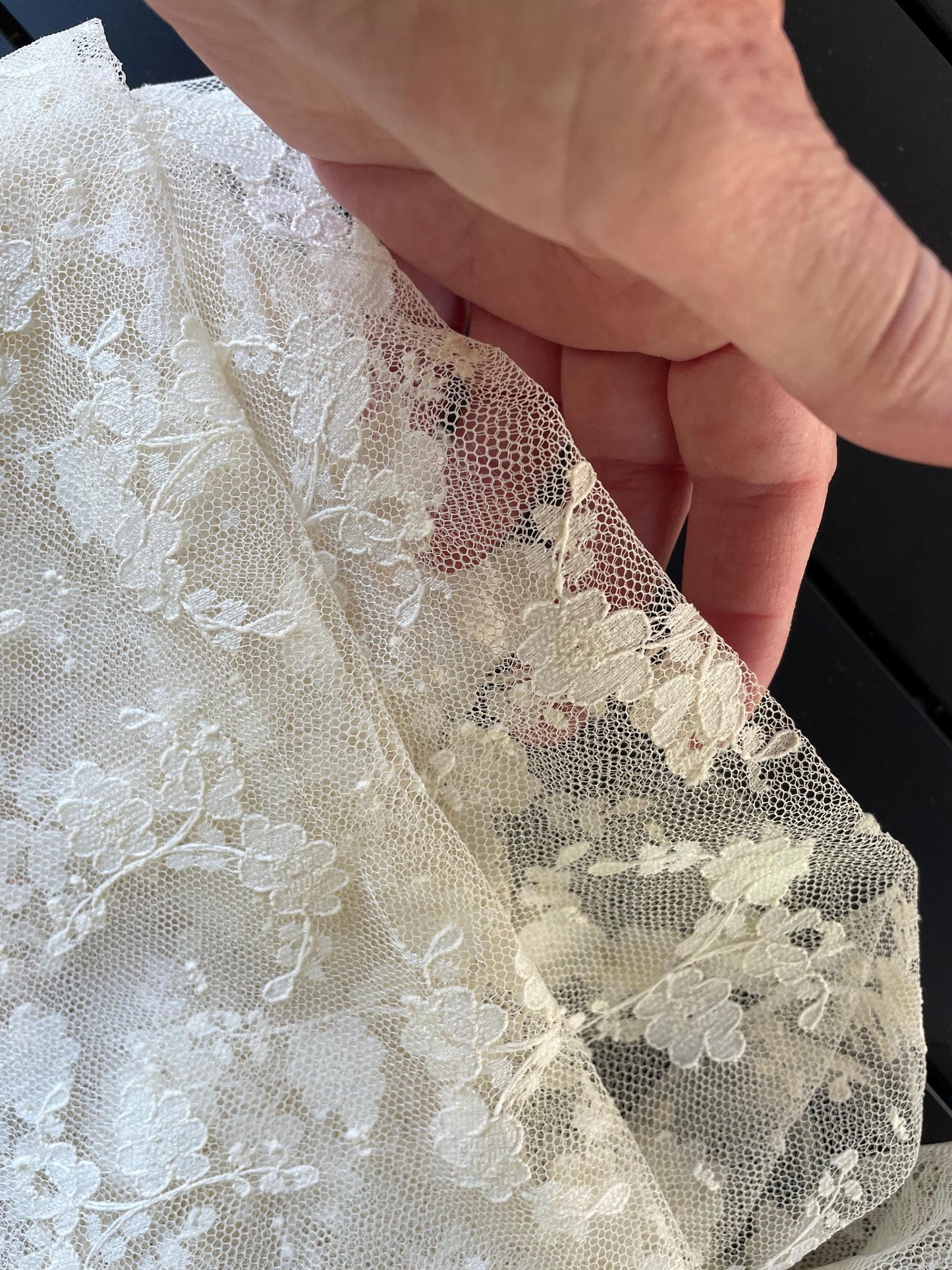 Beautiful vintage lace lots - choose from selection