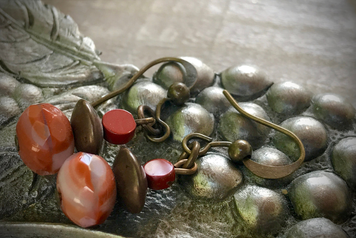 Stunning vintage orange faceted semi-precious stone and metal dangle earrings