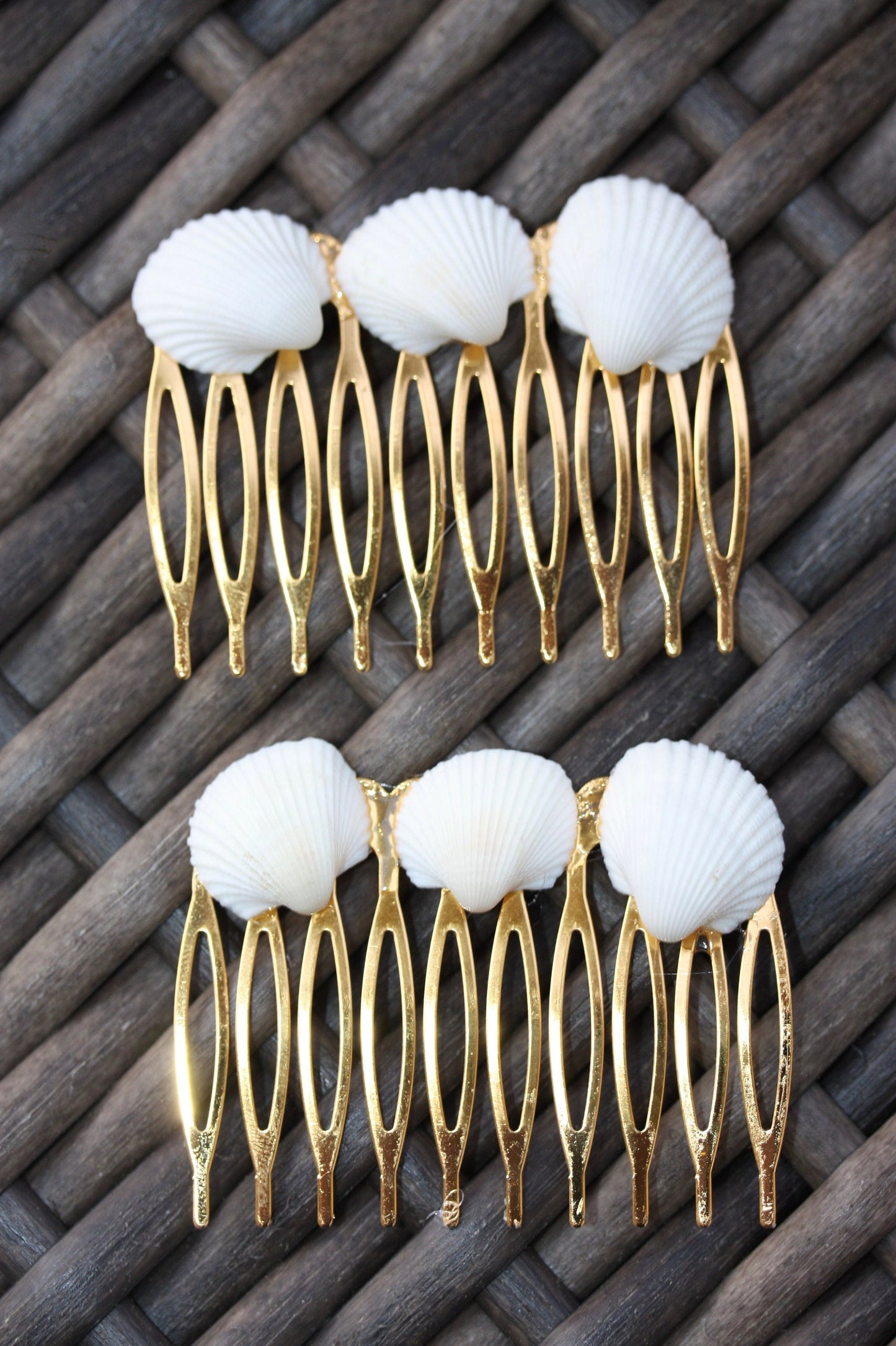Stunning goldtone hair comb with white shells