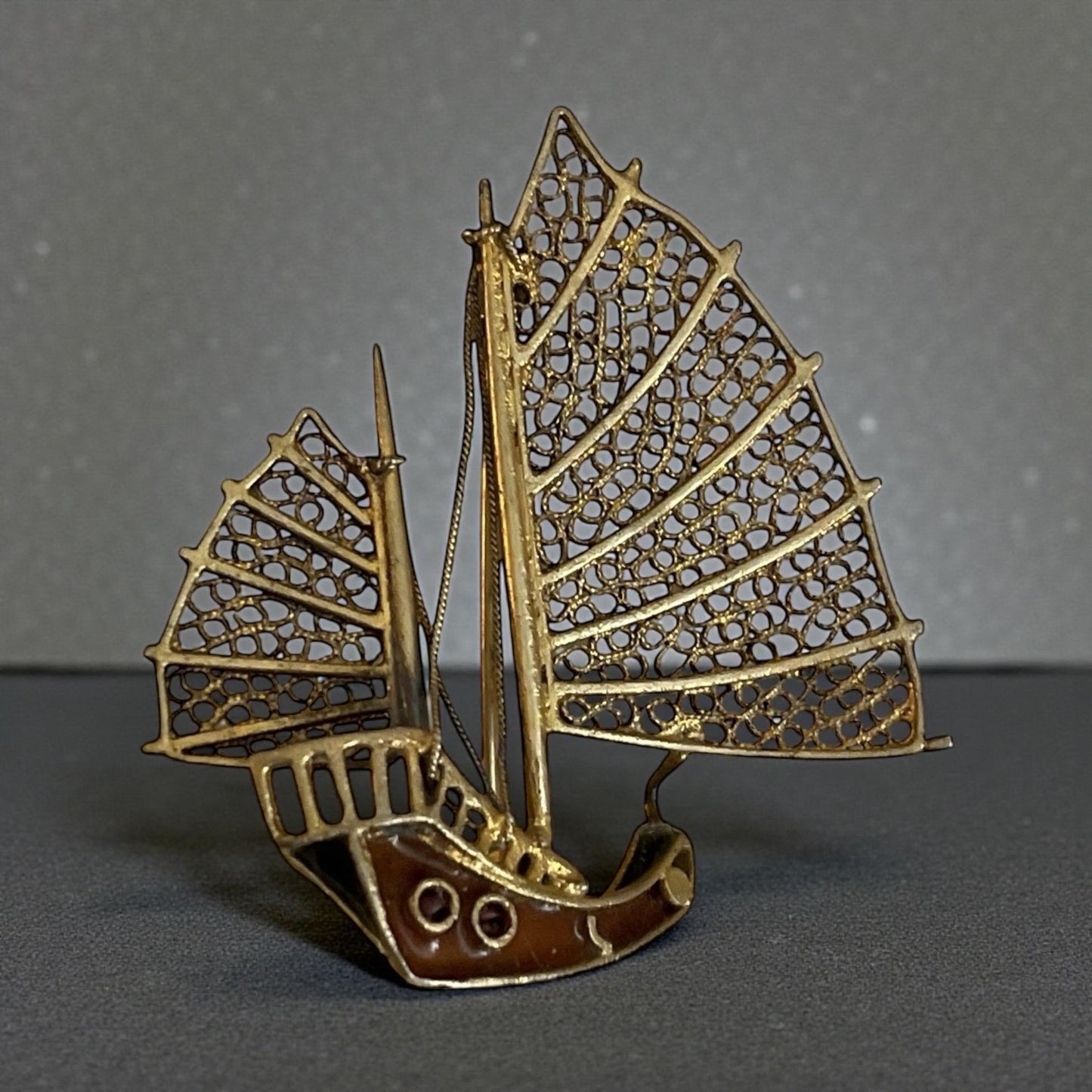 Vintage 800 Silver Filigree Sailboat Pin – Signed 800 • Intricate Asian Junk Ship Brooch • Collectible Sterling-Grade Maritime Jewelry