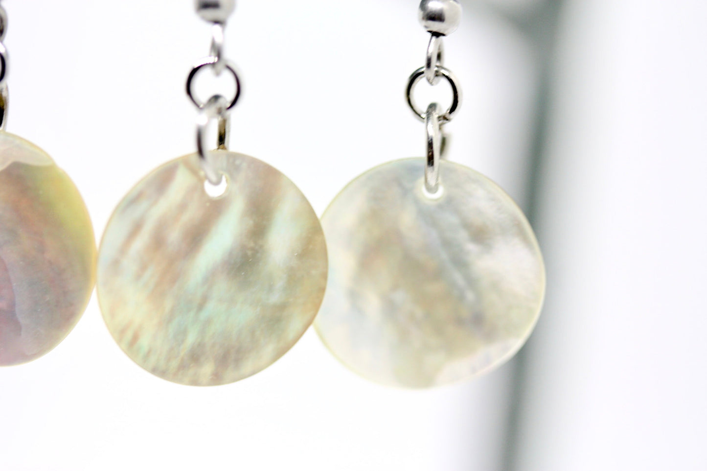Simple dangle stunning vintage mother of pearl timeless dangle earrings