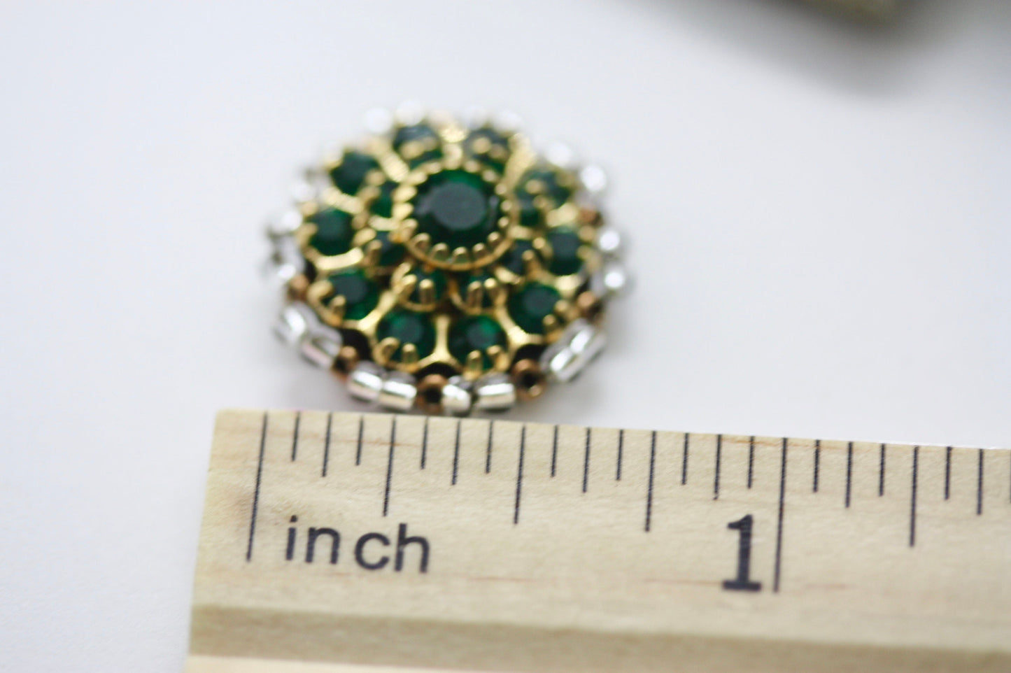 Handmade beadwork and mixed material emerald green and rhinestone tiny necklace pendant
